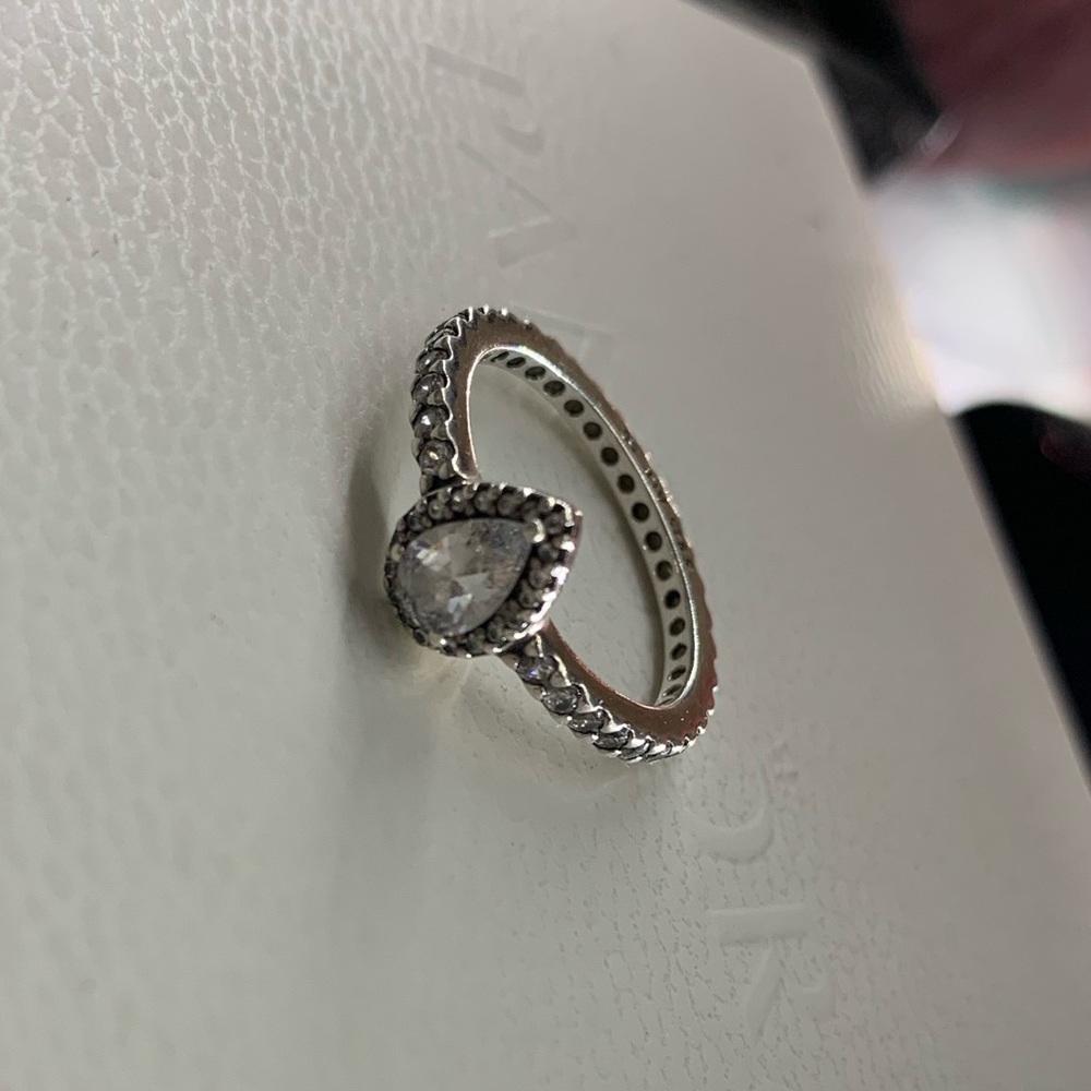 Pandora Ring